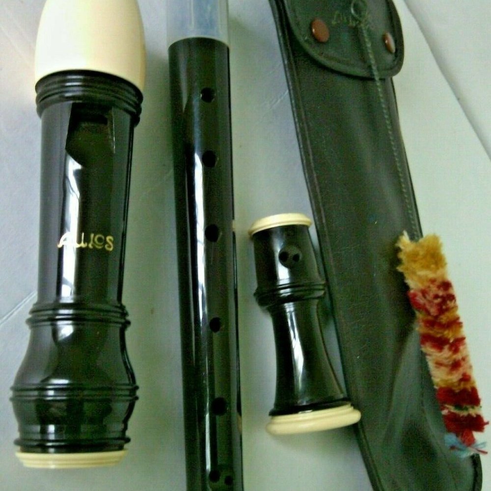 Aulos 18.5 ” Alto Recorder Treble Recorder Black & White 3 Piece & Case Japan